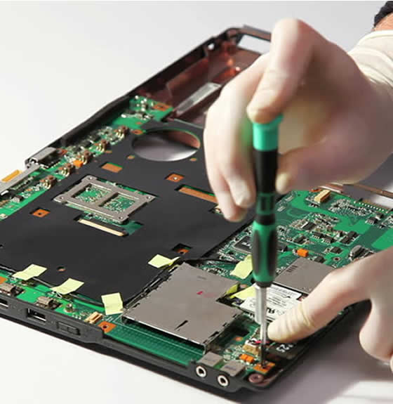 Affordable computer repairs in Goodwood 